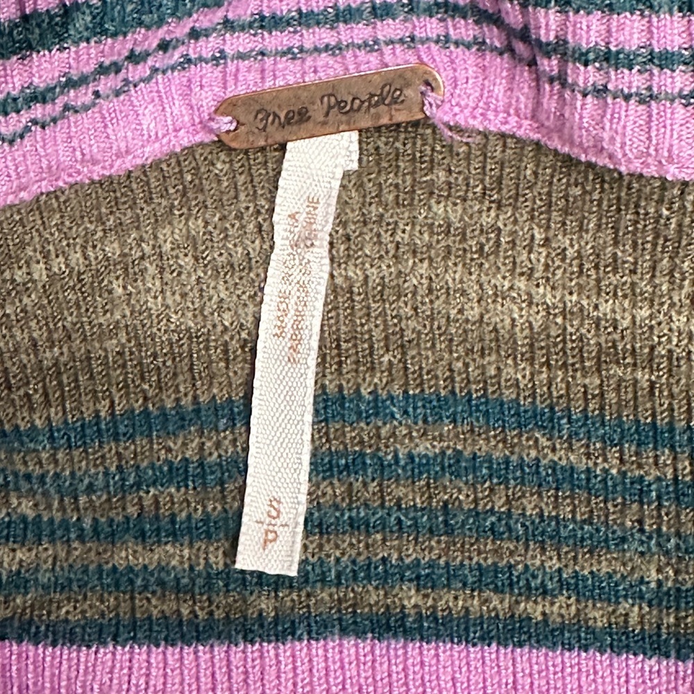Free People Women’s Zip Sweater - Picture 6 of 7